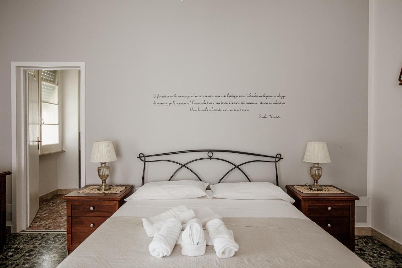 Sicilia Bedda Bed & Breakfast Siraküza Dış mekan fotoğraf